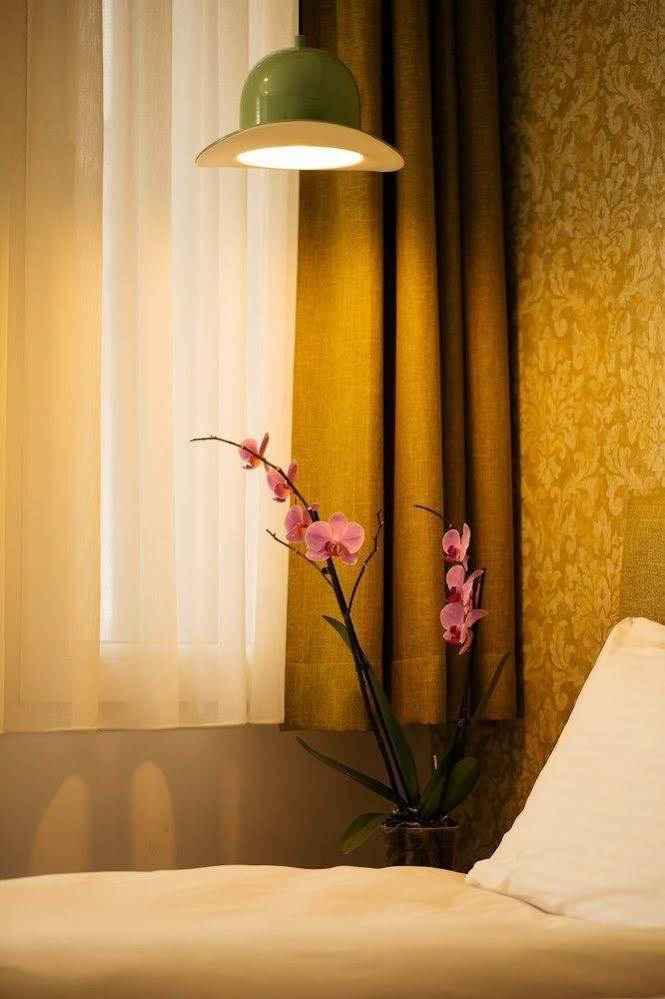 איסטמבול Sometimes Hotel Taksim מראה חיצוני תמונה